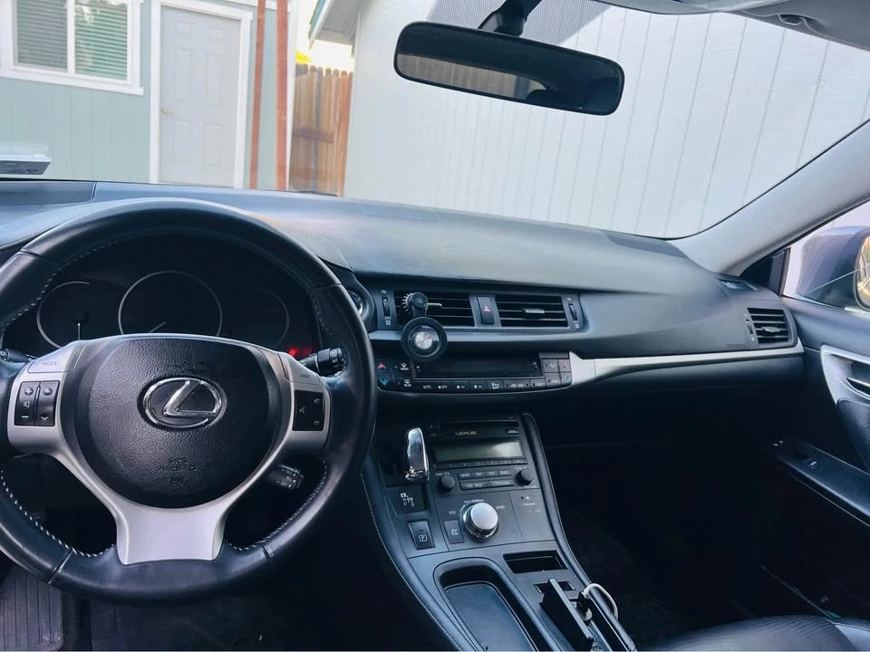 2013 Lexus CT - Image 4 of 7