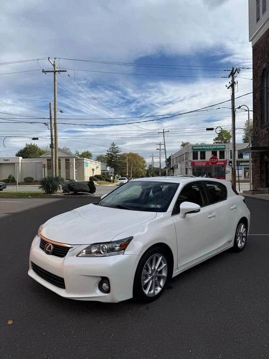 2013 Lexus CT - Image 7 of 13