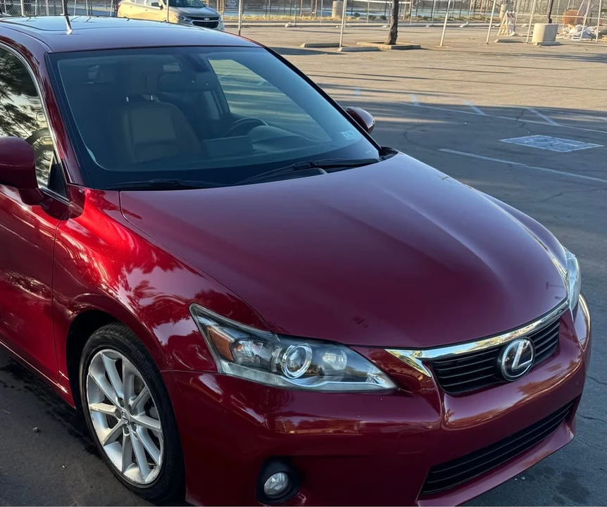 2013 Lexus CT - Image 19 of 20