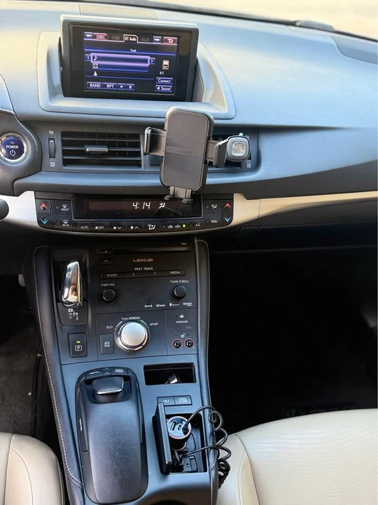 2013 Lexus CT - Image 7 of 9