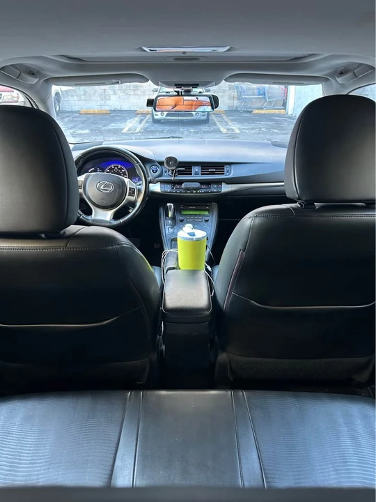 2013 Lexus CT - Image 10 of 19