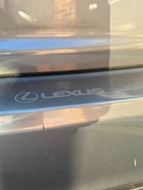 2013 Lexus CT - Image 8 of 18