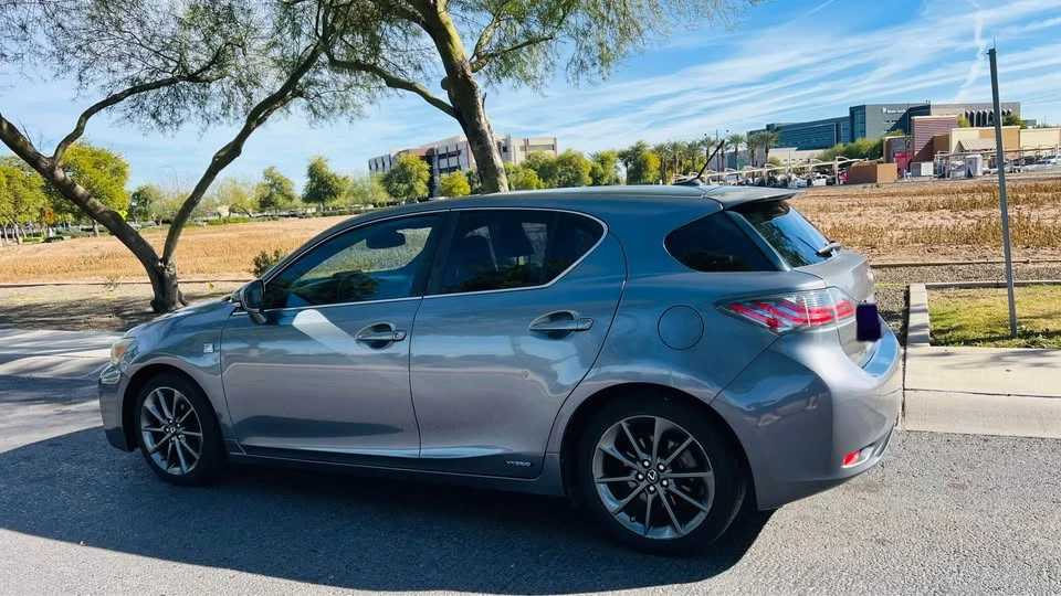 2013 Lexus CT - Image 5 of 17