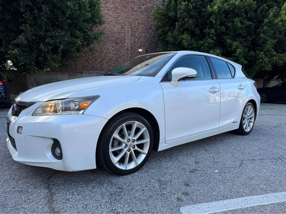 2013 Lexus CT - Image 4 of 20