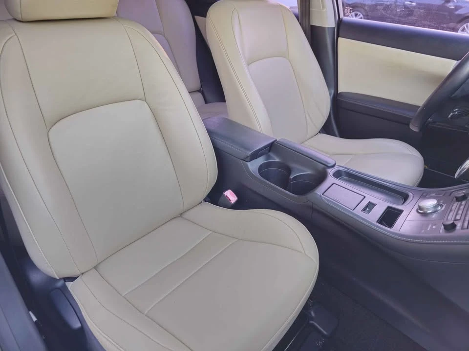 2013 Lexus CT - Image 18 of 19