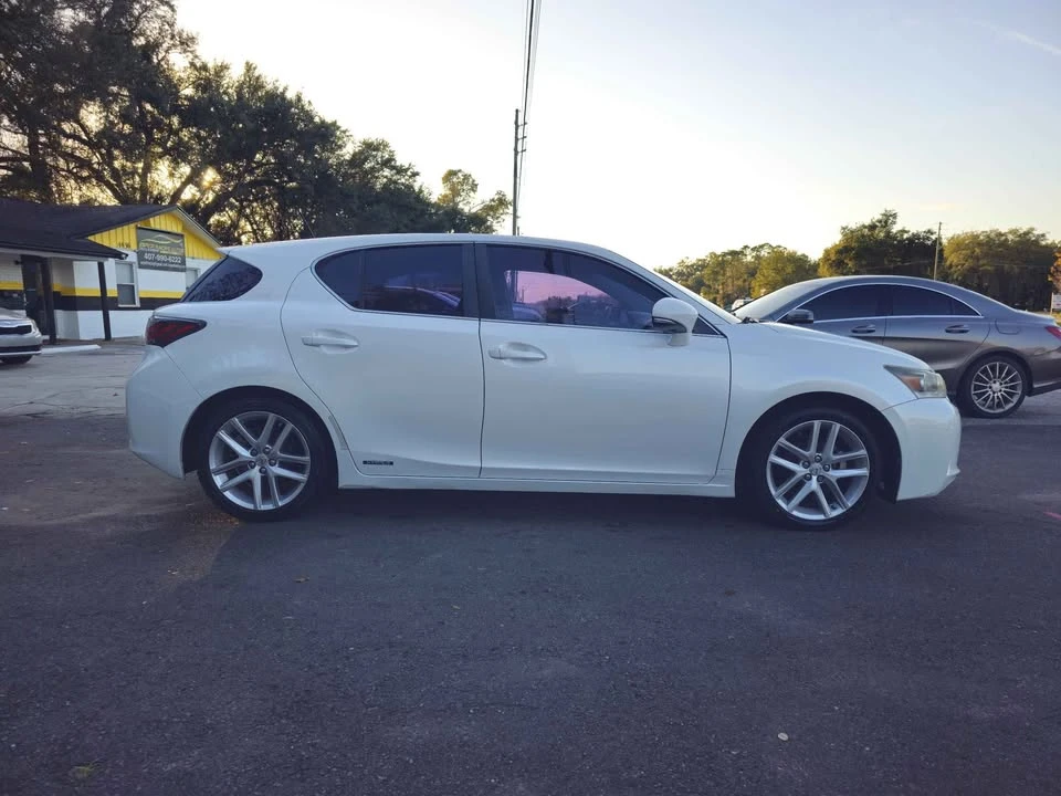 2013 Lexus CT - Image 4 of 19