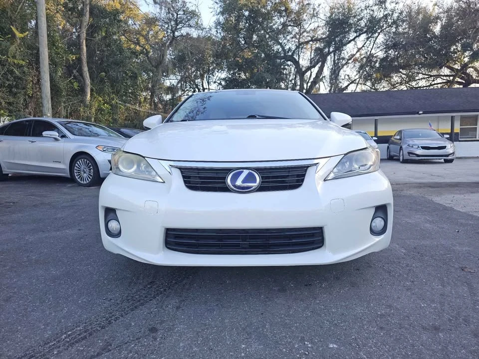 2013 Lexus CT - Image 2 of 19