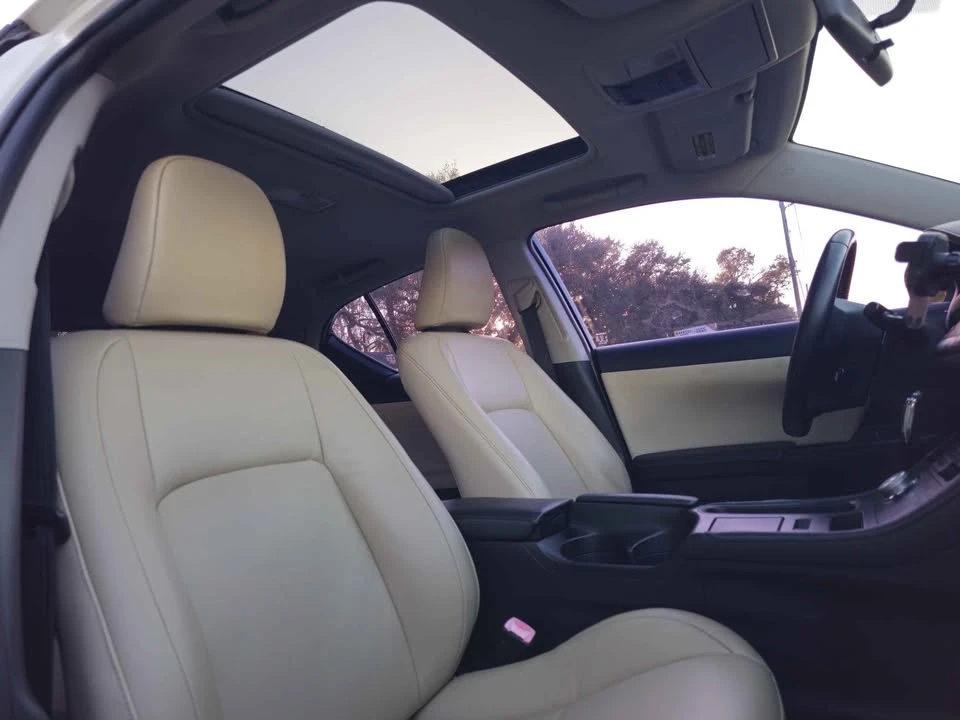 2013 Lexus CT - Image 19 of 19