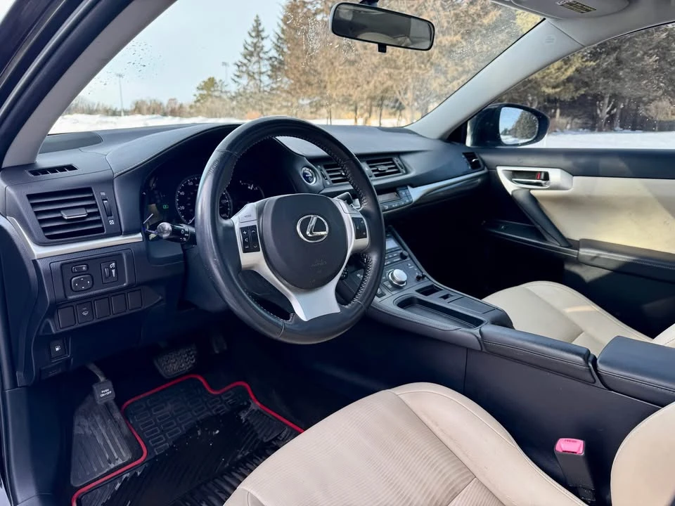 2013 Lexus CT - Image 5 of 18