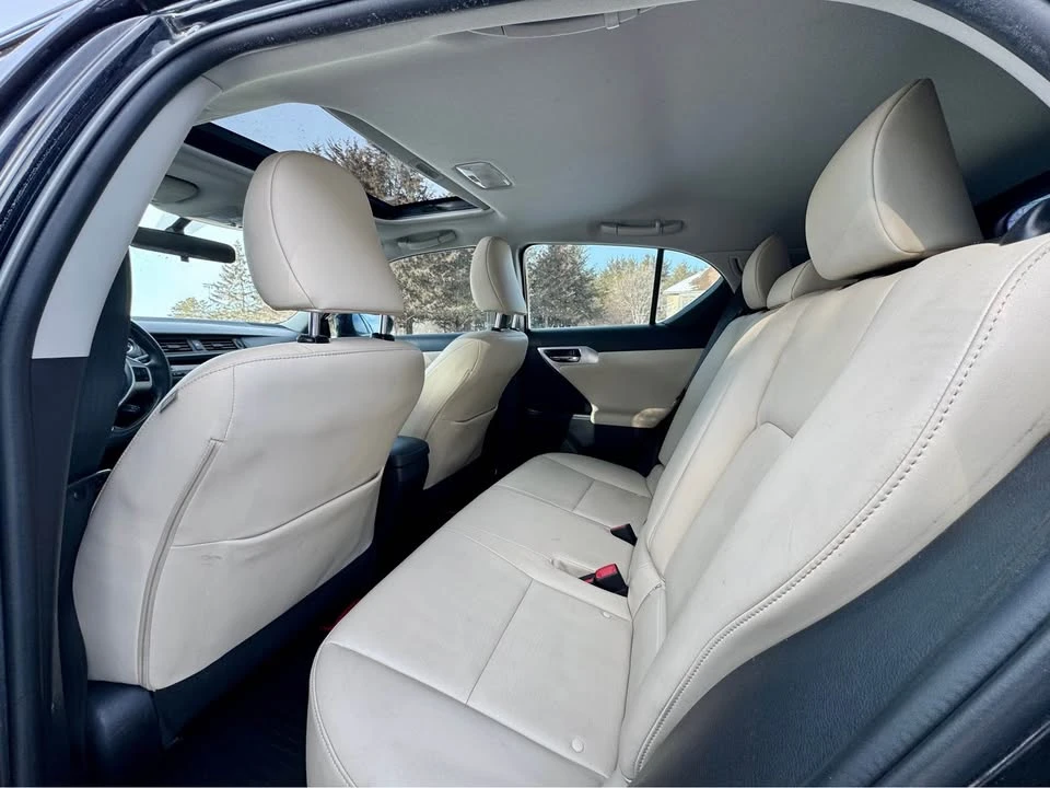 2013 Lexus CT - Image 7 of 18