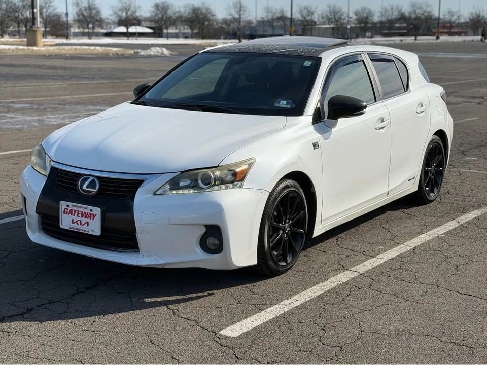 2013 Lexus CT - Image 3 of 16