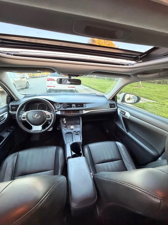2013 Lexus CT - Image 7 of 16