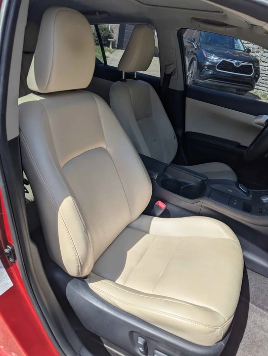 2013 Lexus CT - Image 7 of 19