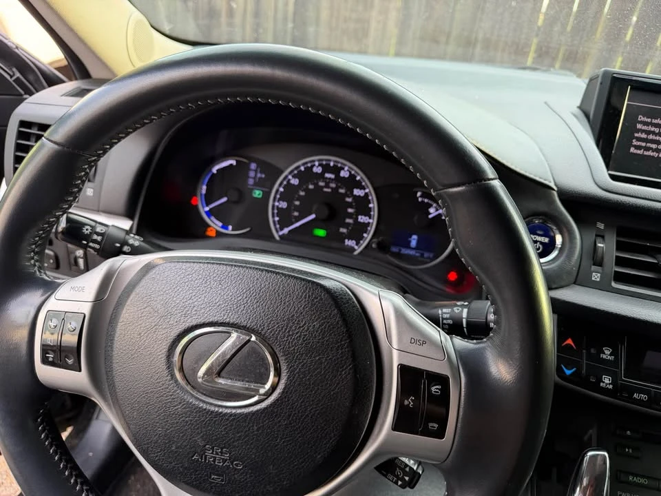 2013 Lexus CT - Image 3 of 9