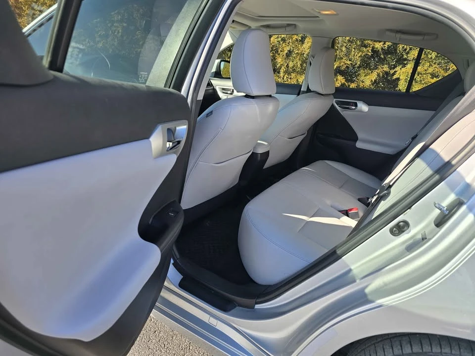 2013 Lexus CT - Image 6 of 20