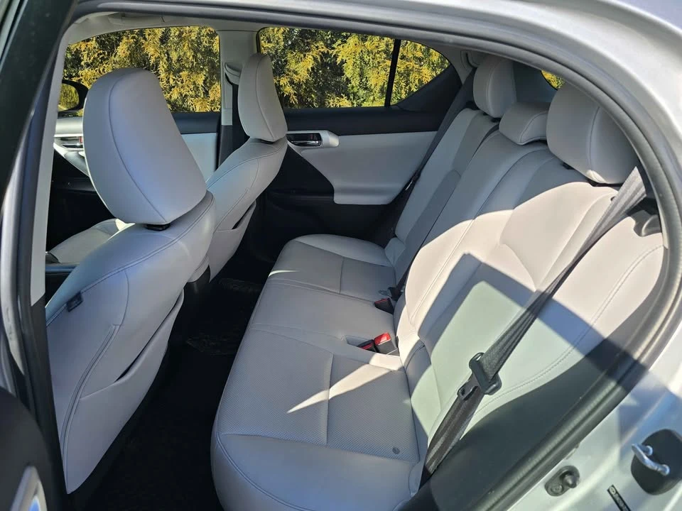 2013 Lexus CT - Image 7 of 20