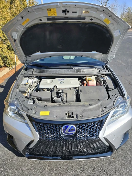 2013 Lexus CT - Image 10 of 20