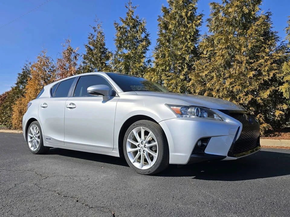 2013 Lexus CT - Image 2 of 20