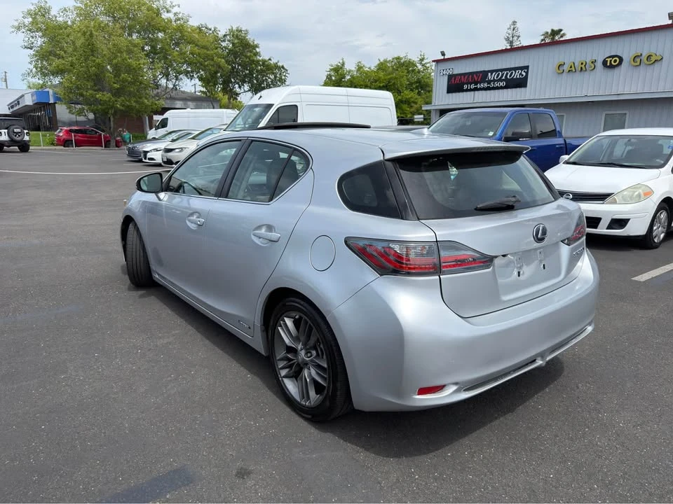 2013 Lexus CT - Image 5 of 15