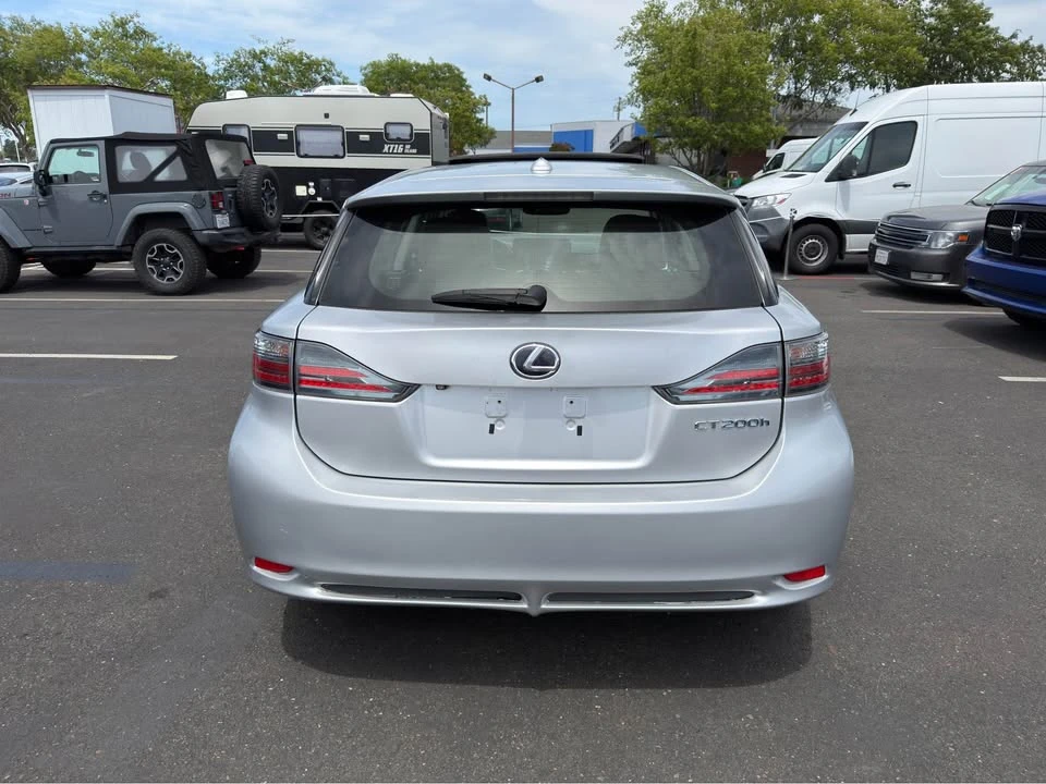 2013 Lexus CT - Image 4 of 15