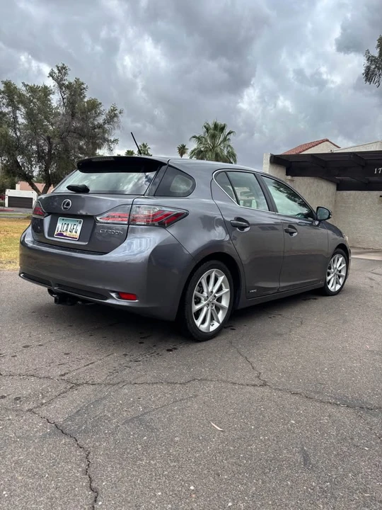 2013 Lexus CT - Image 9 of 11