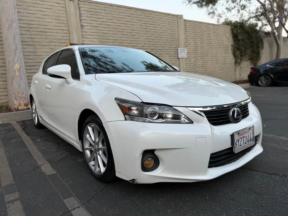 2013 Lexus CT - Image 5 of 10