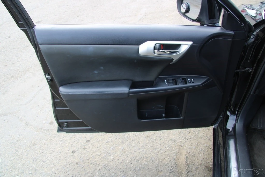2013 Lexus CT - Image 14 of 21