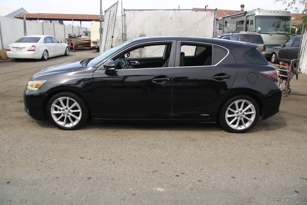 2013 Lexus CT - Image 3 of 21