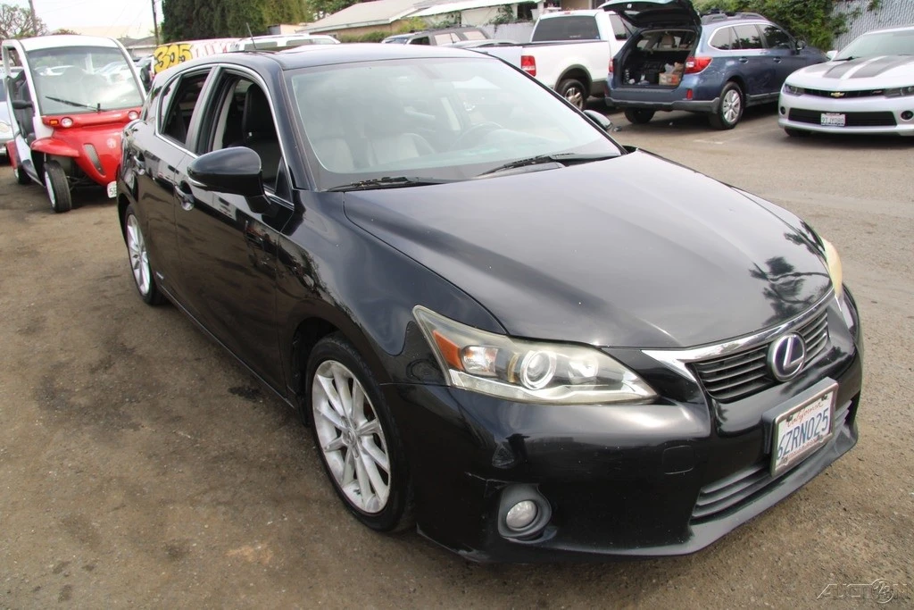 2013 Lexus CT - Image 9 of 21