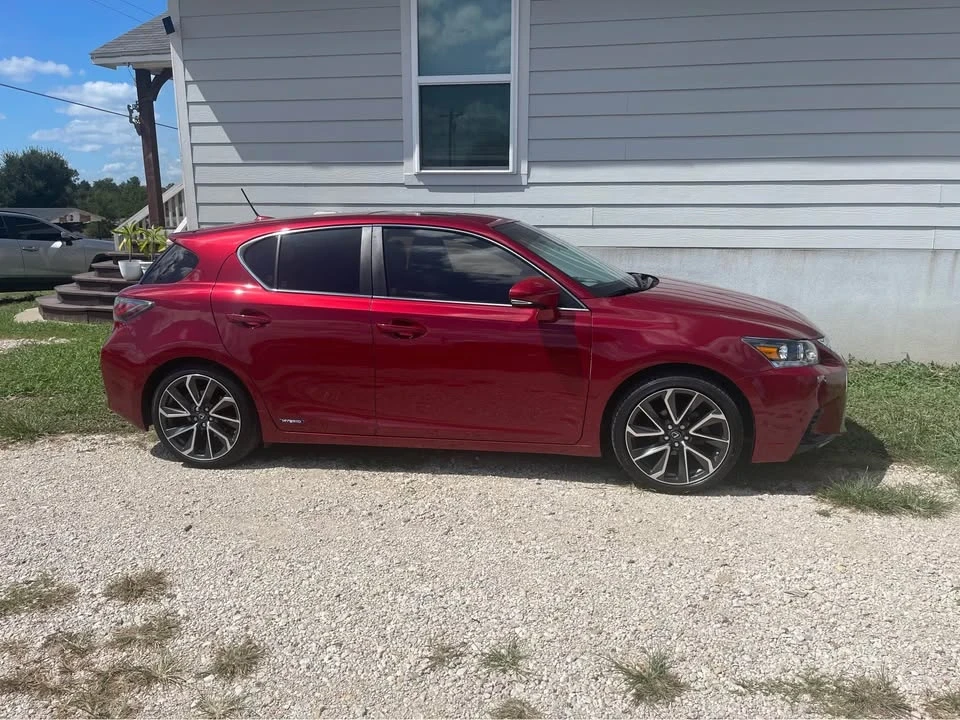2013 Lexus CT - Image 9 of 12