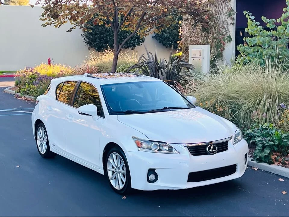 2013 Lexus CT - Image 6 of 13