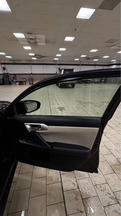 2013 Lexus CT - Image 14 of 19