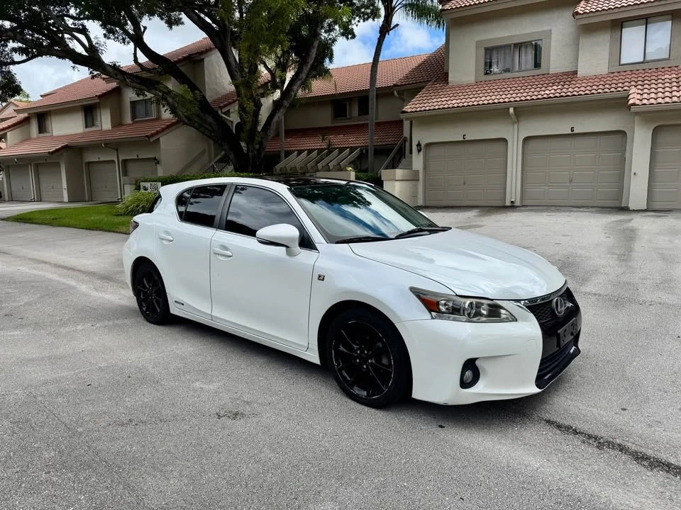 2013 Lexus CT - Image 5 of 14