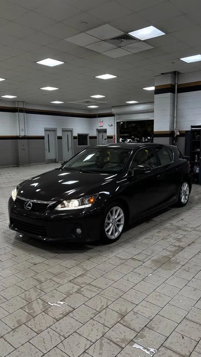2013 Lexus CT - Image 9 of 19