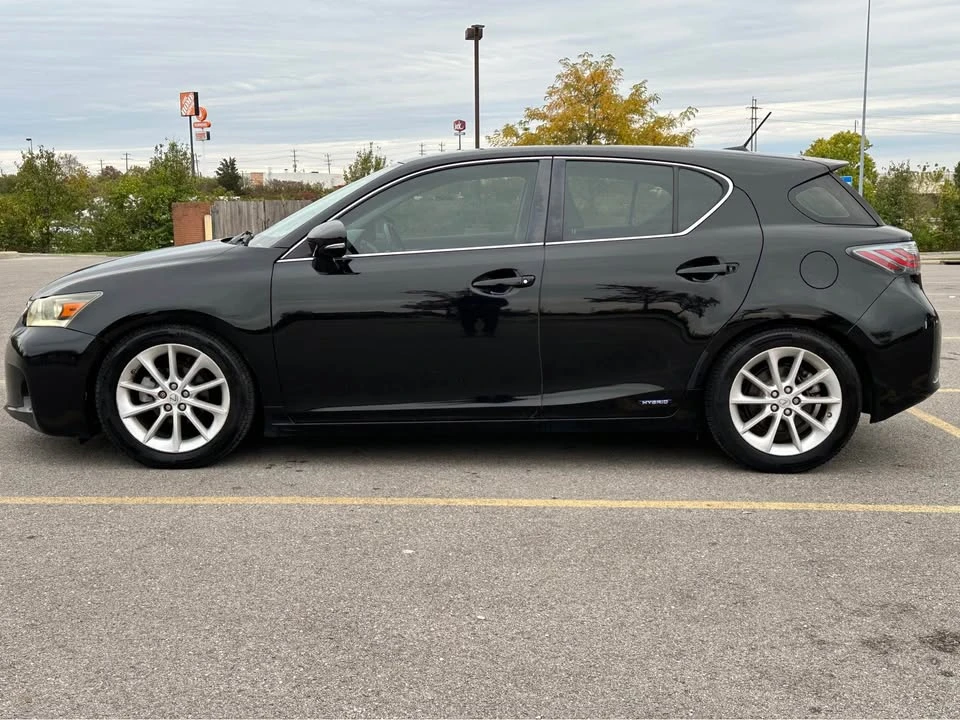 2013 Lexus CT - Image 10 of 20