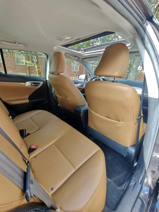 2013 Lexus CT - Image 8 of 17