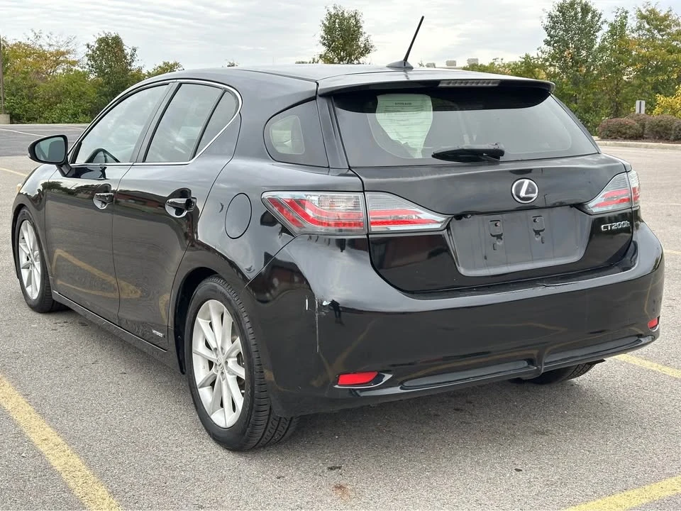 2013 Lexus CT - Image 12 of 20