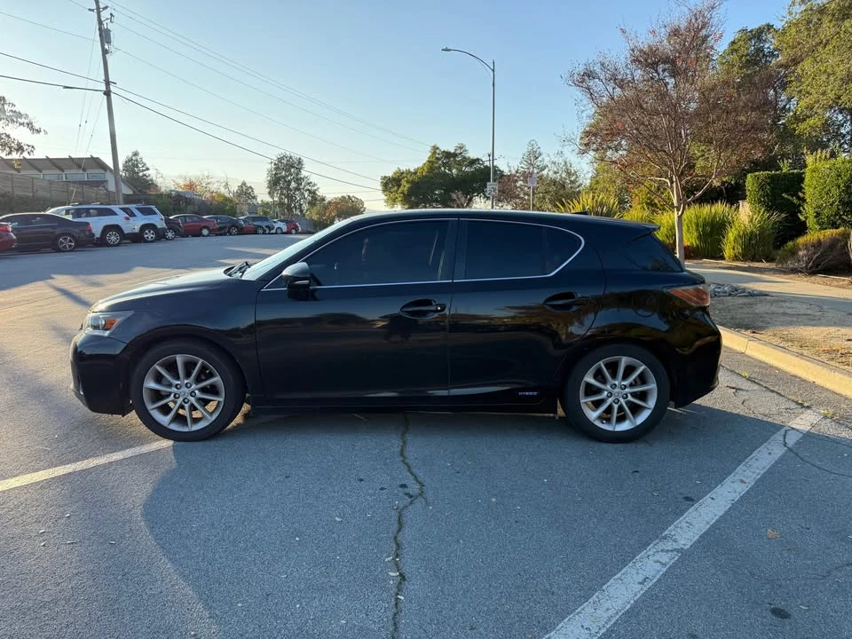 2013 Lexus CT - Image 5 of 16