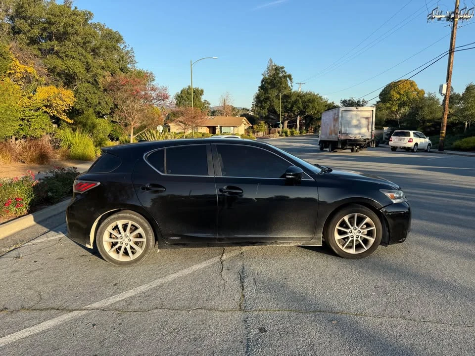 2013 Lexus CT - Image 6 of 16