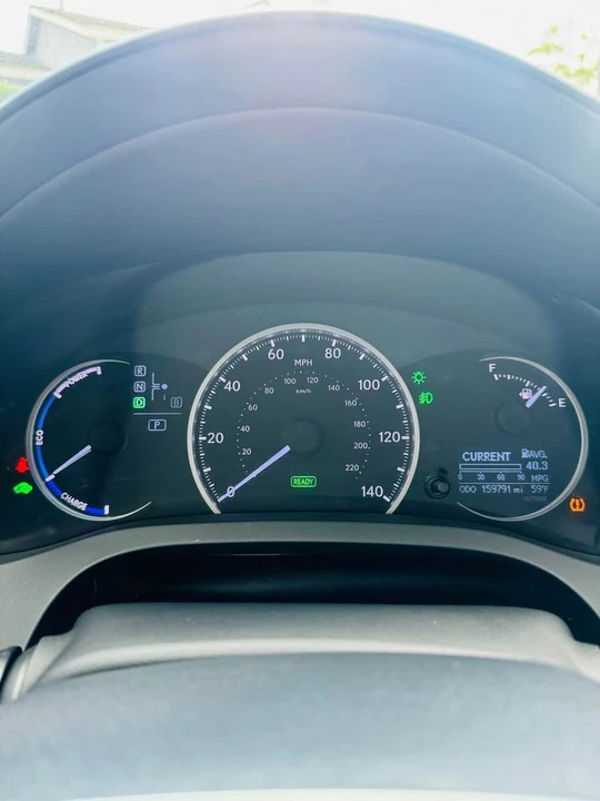 2013 Lexus CT - Image 11 of 14