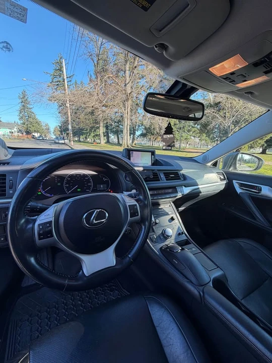 2013 Lexus CT - Image 7 of 8