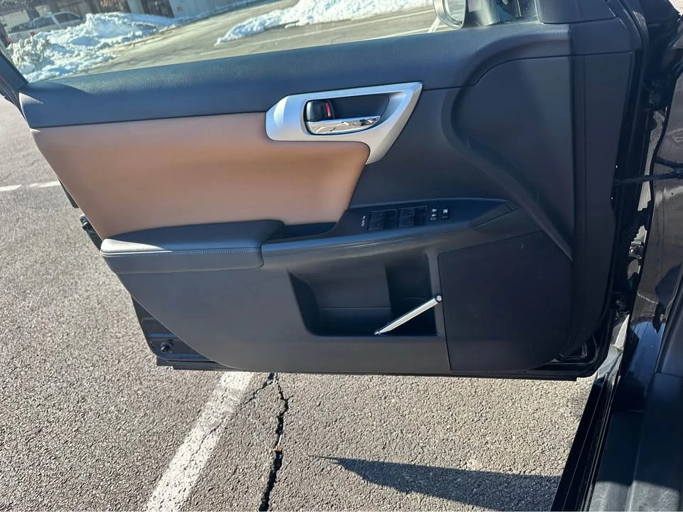 2013 Lexus CT - Image 14 of 16