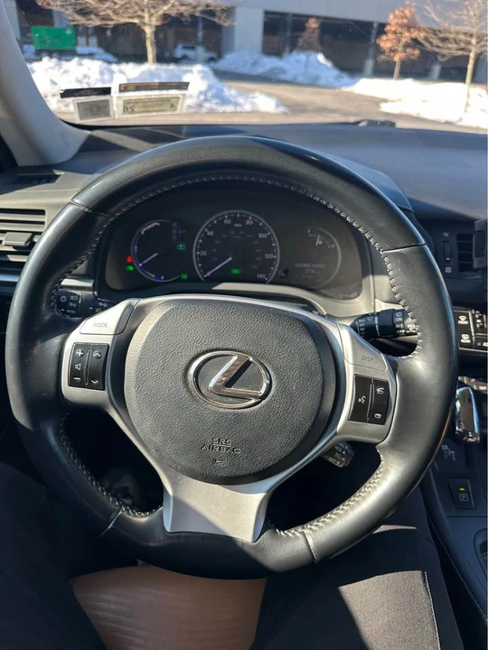 2013 Lexus CT - Image 16 of 16