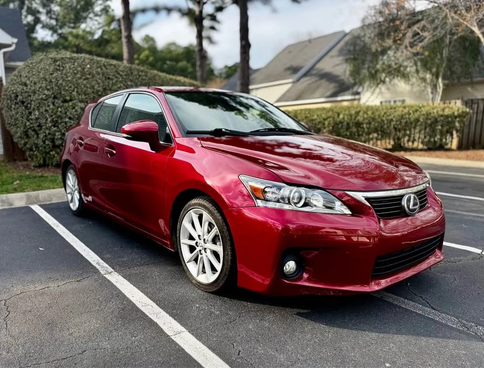 2013 Lexus CT - Image 10 of 19