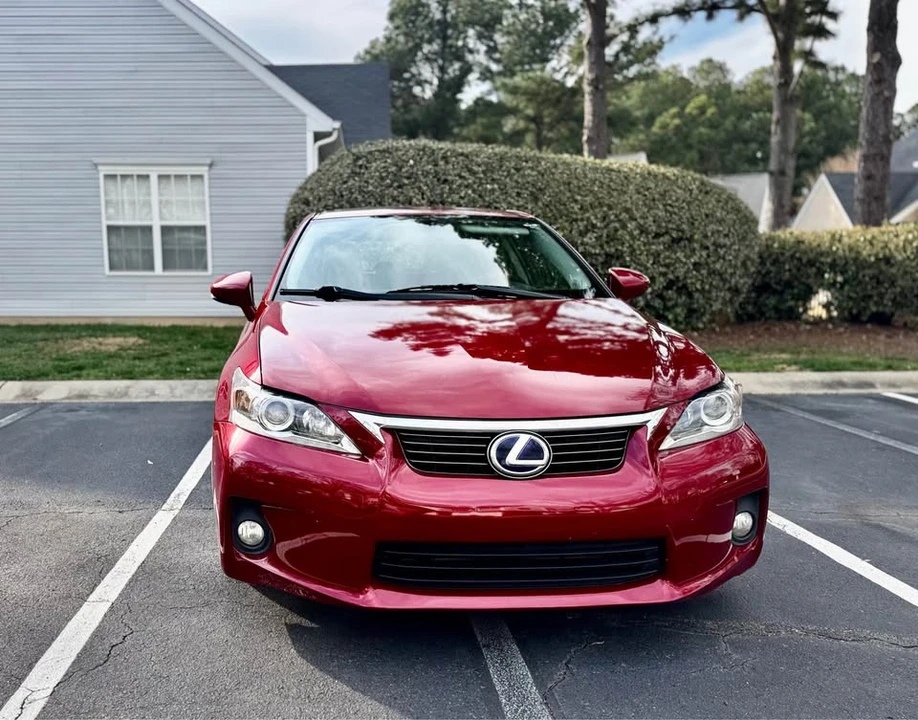 2013 Lexus CT - Image 9 of 19