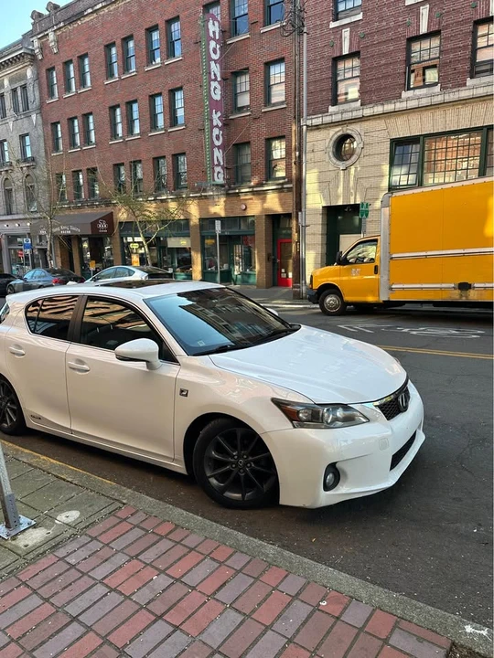 2013 Lexus CT - Image 4 of 7