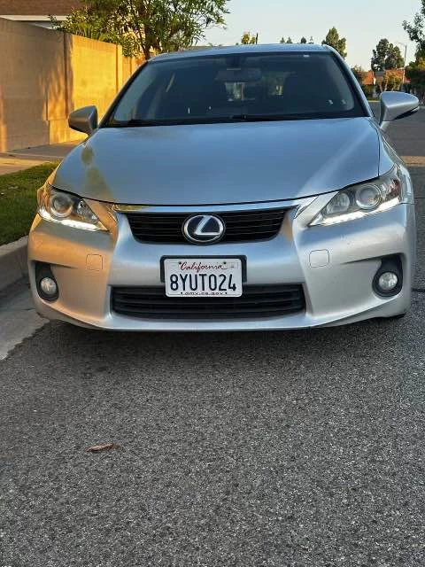 2013 Lexus CT - Image 6 of 11