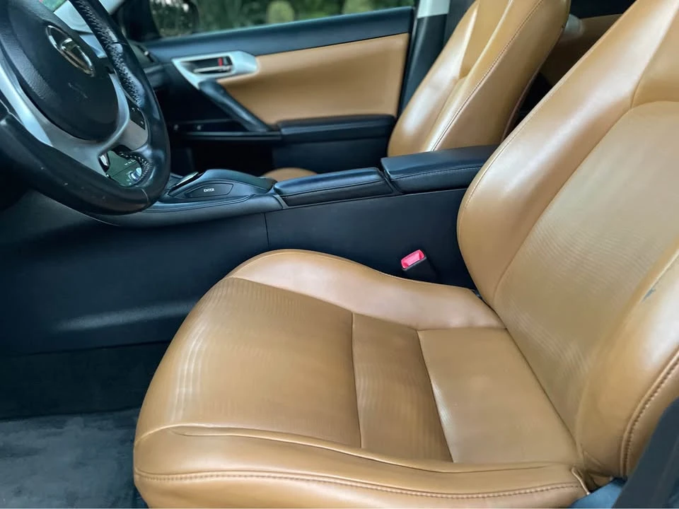 2013 Lexus CT - Image 18 of 20
