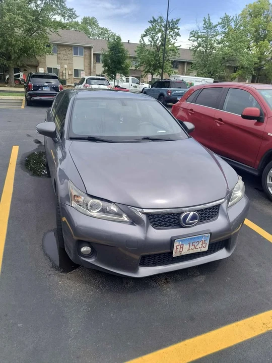 2013 Lexus CT - Image 2 of 10