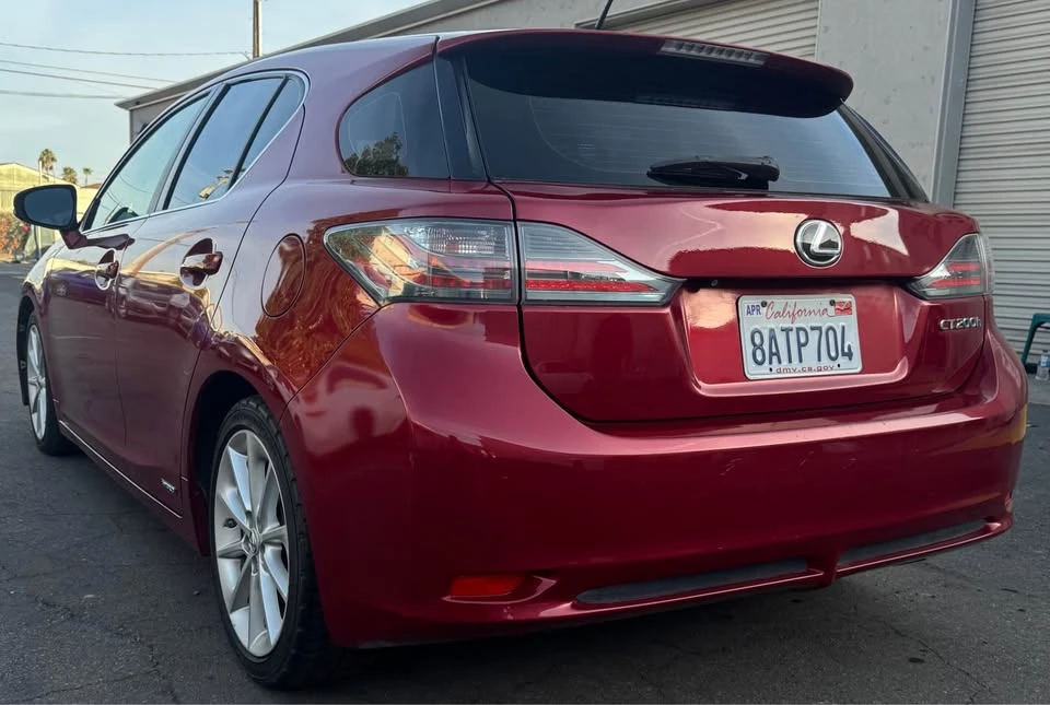 2013 Lexus CT - Image 6 of 14